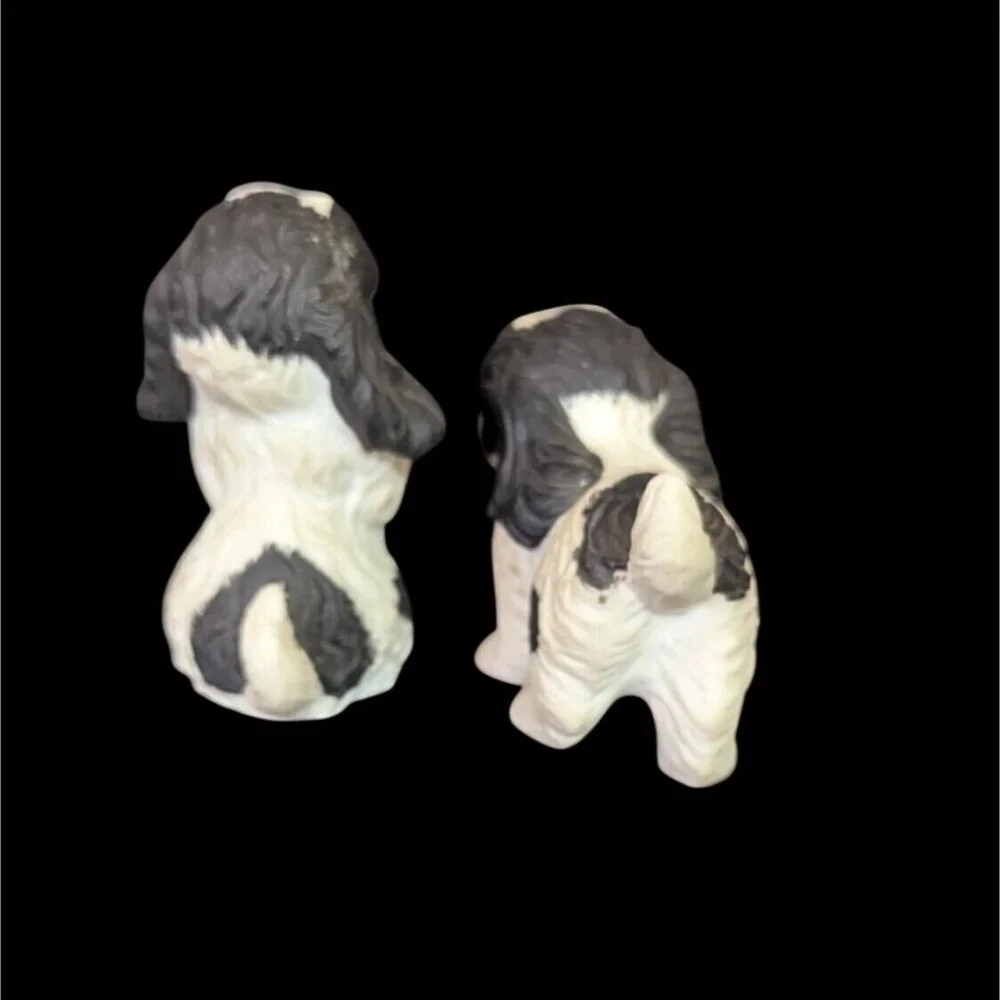 Vintage Japan Set Of 2‎ Ceramic Spaniel Puppy Figurines With Playful Expressions